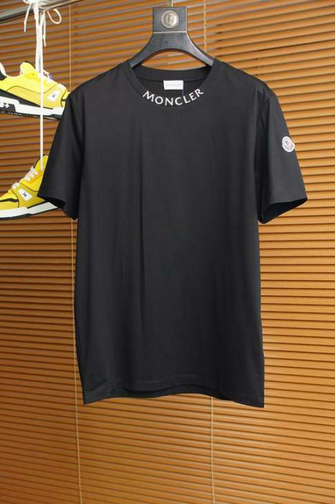 Picture of Moncler T Shirts Short _SKUMonclerS-XLtltx1895188